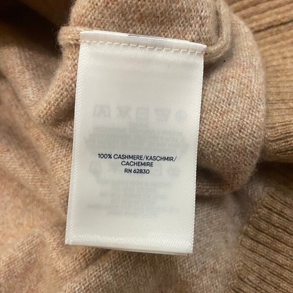 Lands’ End Men’s L 100% Cashmere V-Neck Sweater | Beige Tan, Luxury Gift $200 - Picture 5 of 5